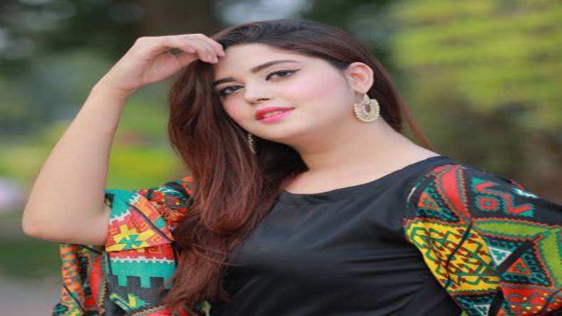  ایک کروڑ فالوورز،  کنول آفتاب دوسرےنمبر پر آ   گئی