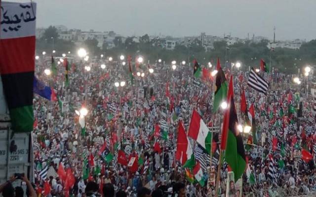 ملتان، پی ڈی ایم جلسہ گاہ میں تیاریاں جاری،ساﺅنڈ سسٹم نصب