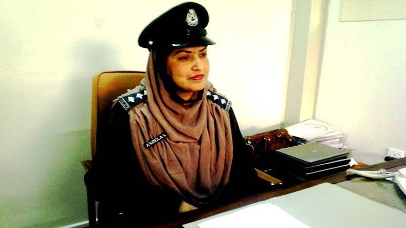 پشاور: انیلہ ناز پہلی خاتون ڈی ایس پی ٹریفک تعینات
