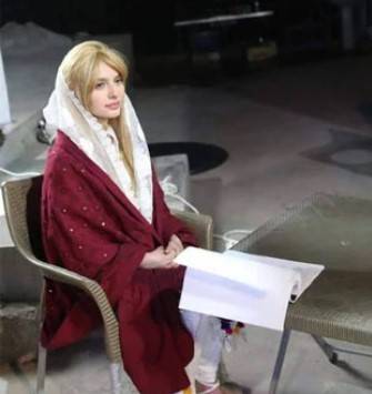 عمران خا ن پر مبنی فلم کپتان کی ہیروئن کی تصویر وا ئرل 