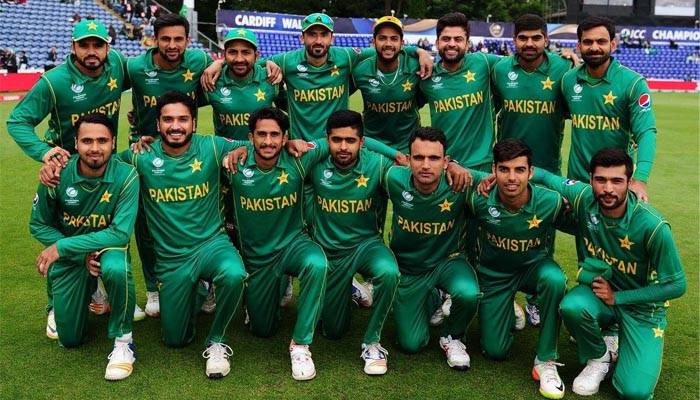 قومی اسکواڈ پہلا ٹیسٹ میچ کھیلنے کیلئے ترنگا پہنچ گئے 