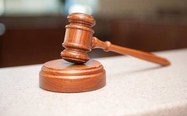 سندھ ہائیکورٹ کا کرمنل کیسز کا سامنا کرنیوالے افسران کو عہدوں سے ہٹانے کا حکم