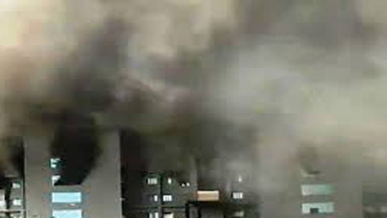 بھارت: ویکسین سنٹر میں آگ بھڑک اٹھی، 5 افراد ہلاک