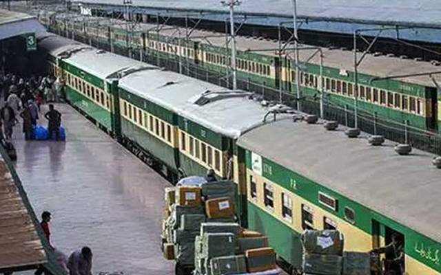  موسم گرما میں ٹرینوں کے اوقات کار کی تبدیلی کےلئے اجلاس طلب