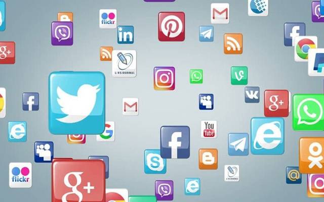 حکومت سوشل میڈیا قوانین پر نظر ثانی کیلئے تیار