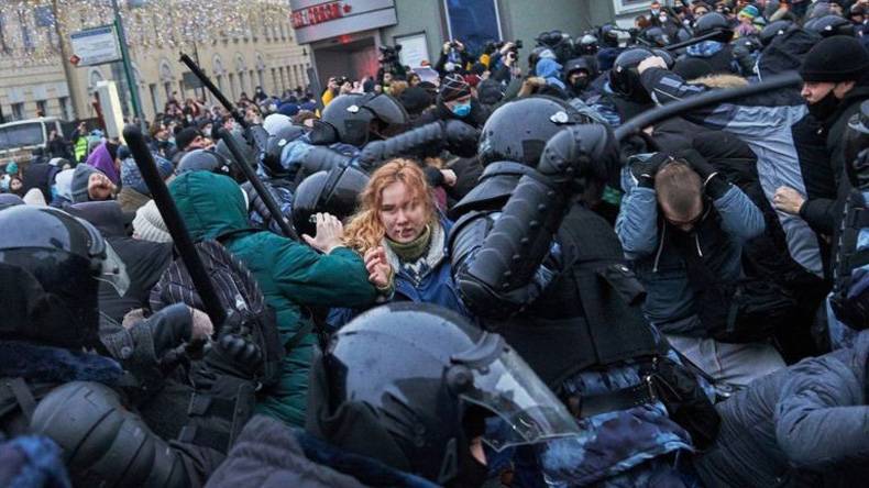 روس: نوالنی کی گرفتاری پر  مظاہروں میں تیزی، عالمی رہنمائوں کی مذمت