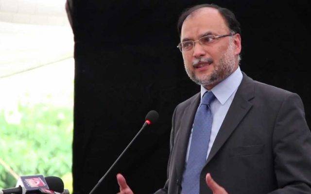ہروعدے پر یوٹرن لینا کسی خود دار آدمی کی نشانی نہیں ،احسن اقبال