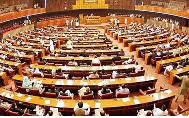سینٹ الیکشن : پی ٹی آئی 6 سیٹیں ملنے کے لیے پرامید 