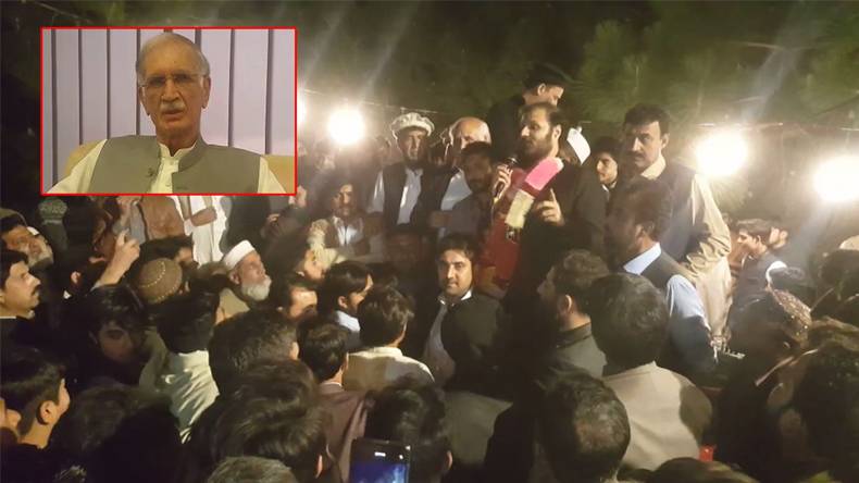 جلسہ کرکےدکھاؤ۔۔پرویز خٹک کو بھتیجے احد خٹک کا چیلنج 