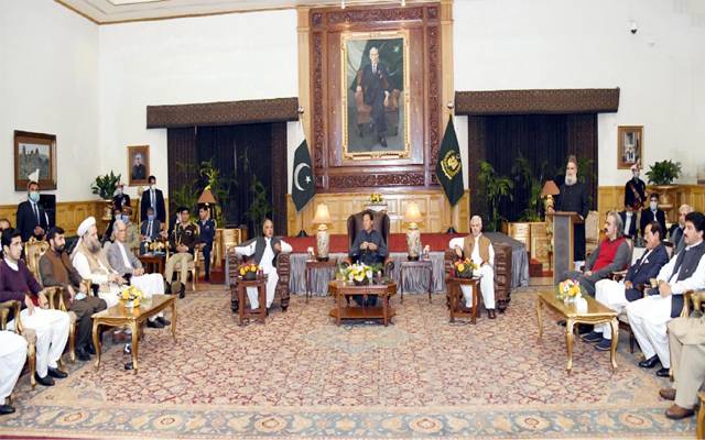 پشاور: وزیراعظم کی زیرصدارت اجلاس،18 ارکان اسمبلی کی عدم شرکت
