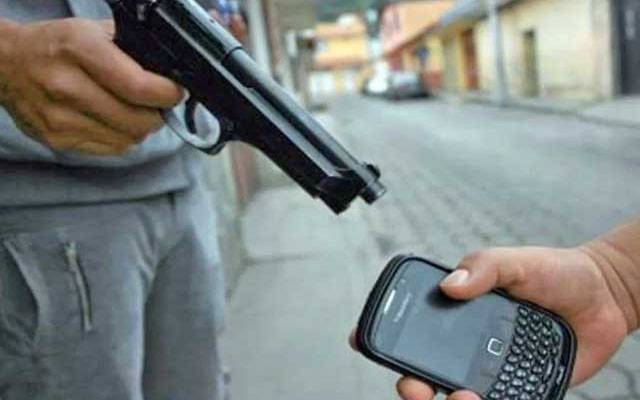 کراچی، پولیس مقابلے کے بعد 2سٹریٹ کرمنلز  گرفتار