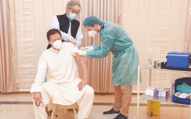 وزیراعظم کا جنوری میں کورونا ویکسین لگانے کی پیشکش سے انکار