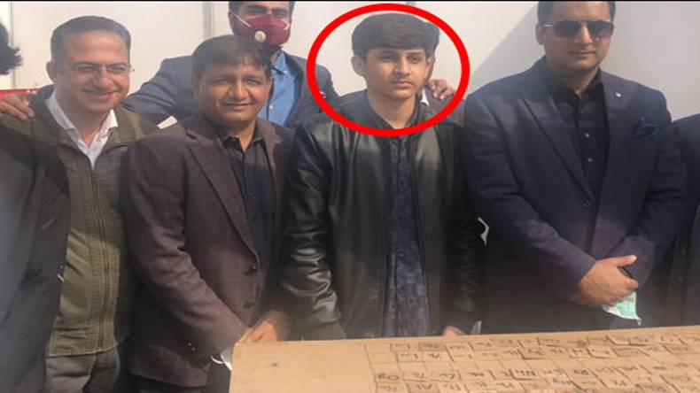  پاکستانی طالبعلم کا پیریاڈک ٹیبل کم وقت میں ترتیب دینےکا نیا ریکارڈ 