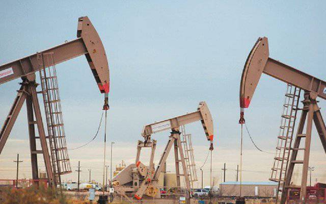 پاکستان کیلئے خوشخبری:عالمی مارکیٹ میں خام تیل مزید سستا 