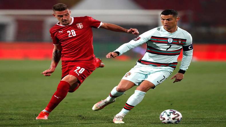 پرتگال اور سربیا کا فٹبال میچ 2-2  گول سے برابر، رونالڈو  کو جرمانہ 