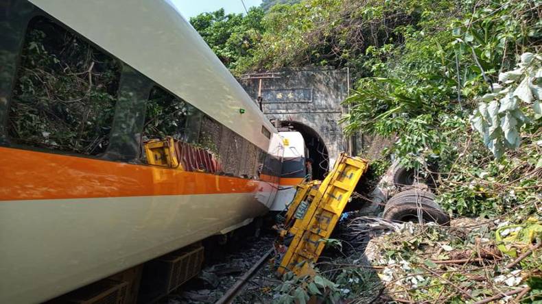 تائیوان میں ٹرین حادثہ