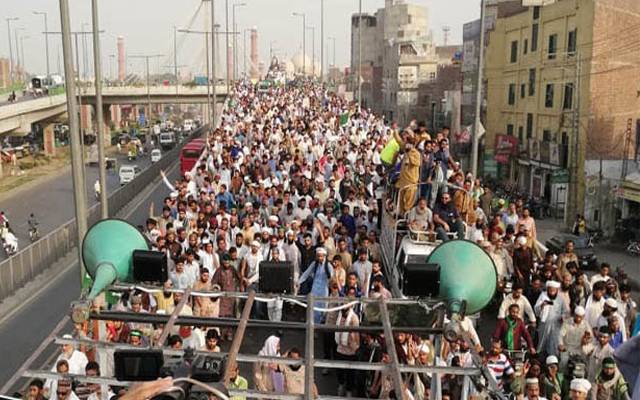  مذہبی جماعت کا احتجاج ۔۔ حالات کشیدہ۔۔سڑکیں بلاک۔۔دھرنے کی تیاریاں