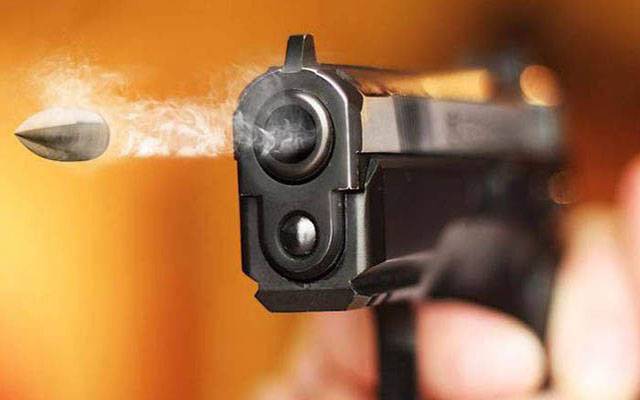 کراچی: دکاندار نے ڈاکو مار دیا.2زخمی۔2گرفتار۔لاش برآمد