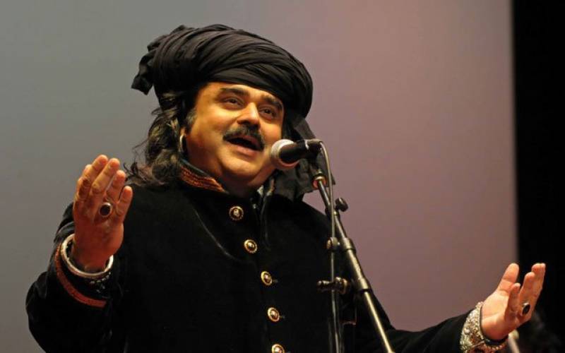 معروف گلوکار عارف لوہار کے گھر صف ماتم بچھ گئی