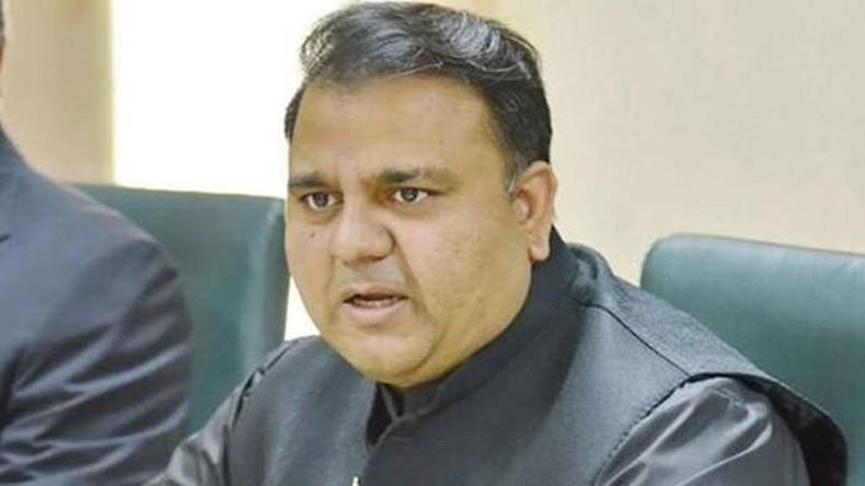 فوج کی راتیں جاگتی ہیں تاکہ عوام رات کو سوسکیں، فواد چودھری