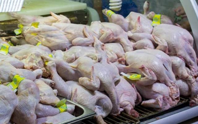  وائرس کا شبہ۔۔ مرغی کے گوشت کی قیمت میں ریکارڈ کمی 