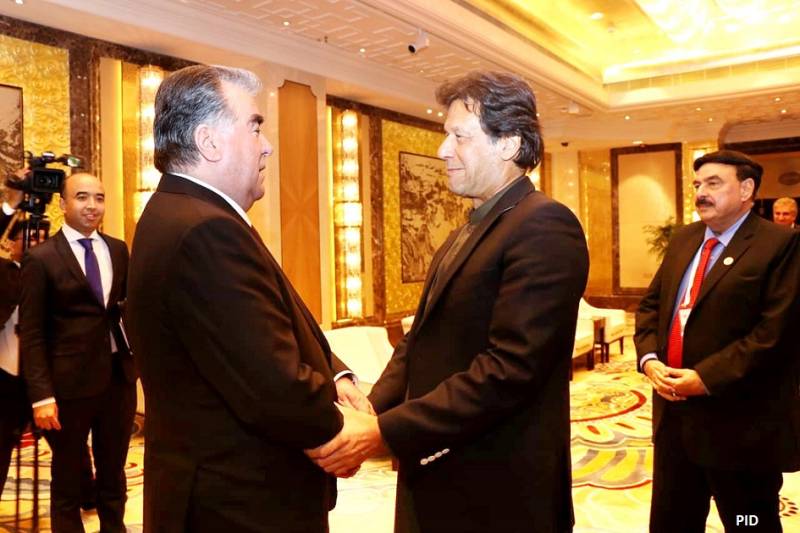 تاجکستان کے صدر کی وزیر اعظم عمران خان سے ملاقات