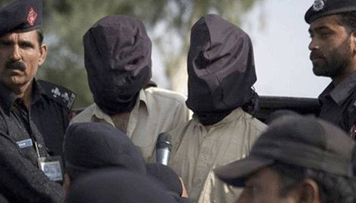خبردار ۔۔ حلوہ گینگ میدان میں آ گیا، خاتون سمیت 4 رکنی گروہ گرفتار