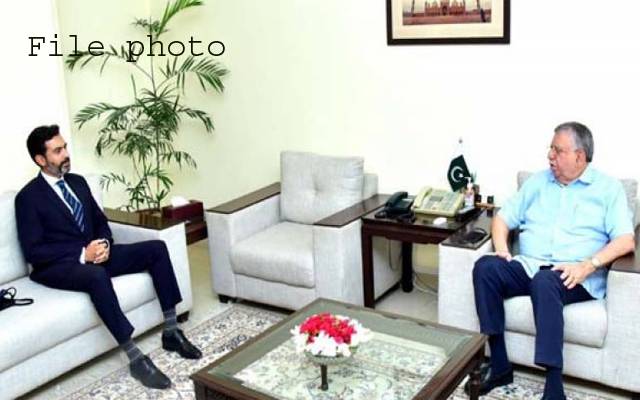 شوکت ترین سے گورنر سٹیٹ بینک کی ملاقات، معاشی استحکام اور سٹیٹ بینک کے امور پر تبادلہ خیال
