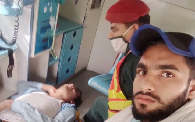 لاہور سائنس کالج میں طلبہ تنظیم کاحملہ،2 طلبا تشویش ناک حالت میں ہسپتال داخل