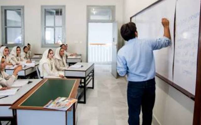 اساتذہ کی موجیں، اب ماہانہ لاکھوں روپے تنخواہ ملے گی