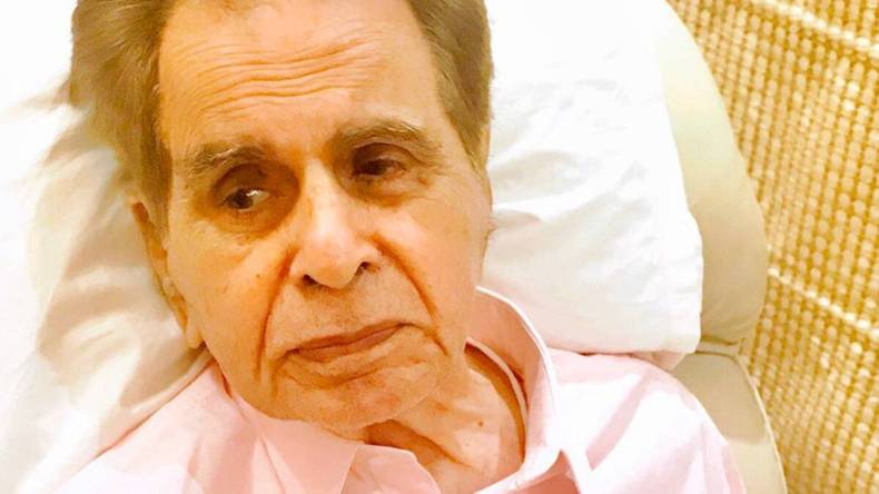 شہنشاہ جذبات اداکار دلیپ کمار انتقال کر گئے