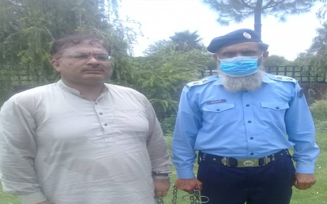 سرکاری افسر نے نوکری کا جھانسہ دیکر لڑکی کو بے آبرو کرڈالا