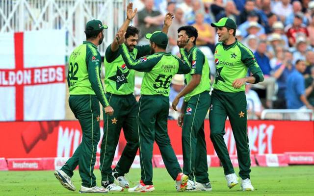 پہلا ٹی 20۔۔ پاکستان نے انگلینڈ کو  شکست دیدی