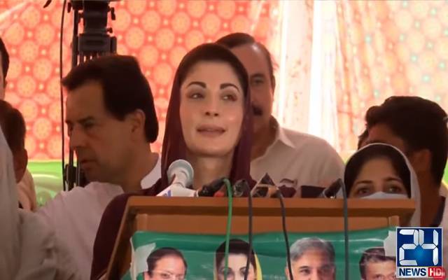  عمران خان کی آزاد کشمیر آمد پر عوام کشمیر فروش اور چینی ، آٹا چوری کے تاج پہنائیں، مریم نواز 
