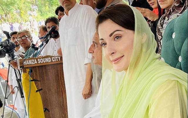 وہ نواز شریف کا نواسہ ہے گولڈ سمتھ کا نہیں، مریم نوازکی وزیراعظم پر کڑی تنقید