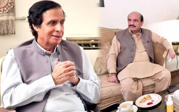 مسلم لیگ ن کو بڑا جھٹکا ۔۔ لاہور سے اہم رہنما کی ساتھیوں سمیت ق لیگ میں شمولیت