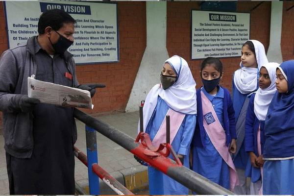 کورونا کی چوتھی لہر!!!تعلیمی ادارے ایک ماہ اور بندرکھنے کی تجویز