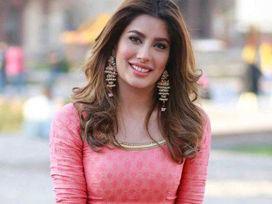  کئی با ر بالی وڈ میں کام کی پیشکش ہوئی مگر میں نے انکا ر کیا ۔۔مہوش حیات کا انکشاف
