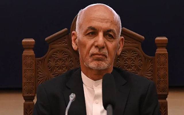 اشرف غنی ڈالروں سے بھری 4 گاڑیوں اور ہیلی کاپٹر لیکر فرار ہوئے : روسی سفارتخانے کا انکشاف