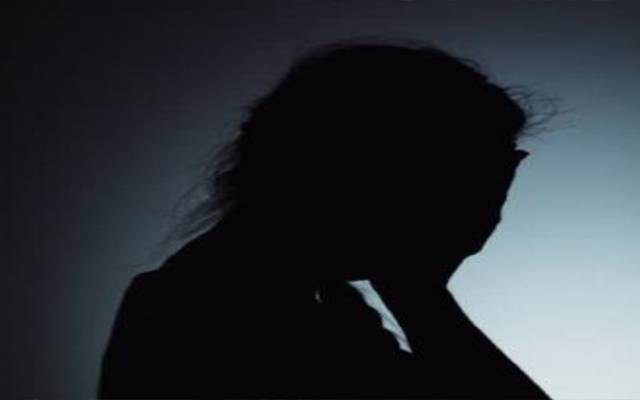 شراب پینے سے منع کیوں کیا۔۔؟ظالم شوہر کا بیوی پر ایسا ظلم کہ انسانیت بھی شرما جائے