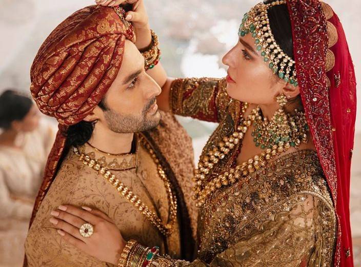 ادا کا رہ عائزہ خا ن پدماوت بن گئیں؟۔۔تصاویر وائرل