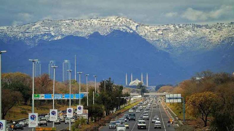  ہوٹلز بند کرنے کی خبر  میں صداقت نہیں؛ ڈی سی اسلام آباد 
