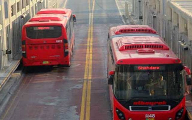میٹرو بس ڈرائیوروں کےجائز مطالبات تسلیم کر لئے گئے،انچارج میٹرو بس
