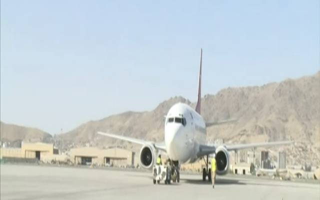 امریکی انخلا کے بعد کابل ایئرپورٹ فعال، پہلی پرواز کی اڑان 