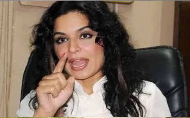 اداکارہ میرا نے خودکشی کی دھمکی دیدی 