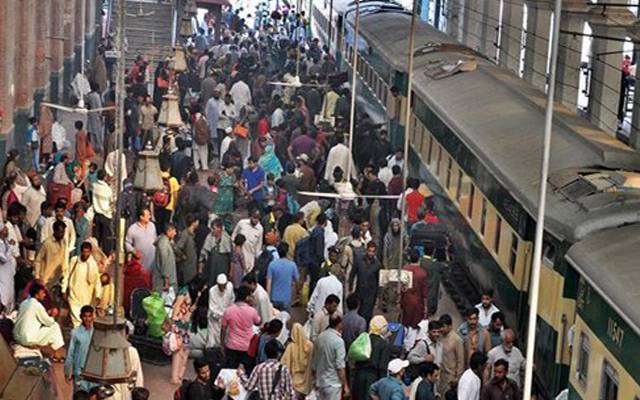 مذہبی جماعت ، لانگ مارچ، ٹرینیں معطل،پشاور ،راولپنڈی