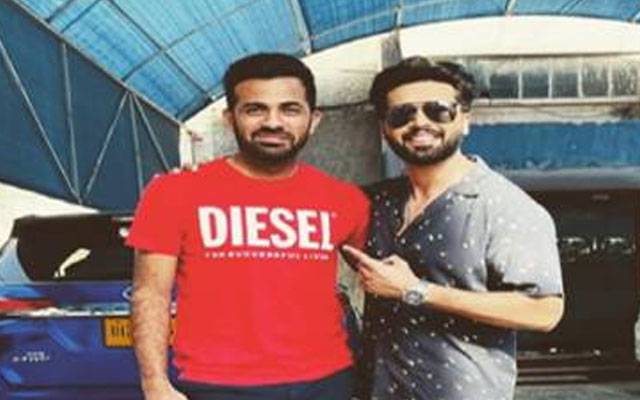 فہد مصطفی نے انوکھا تحفہ دیا