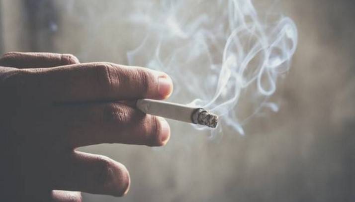 سگریٹ نوش،افراد،شوگر،اصافہ