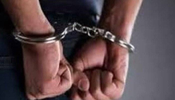 طلبہ کو ہراساں کرنیوالا گرفتار