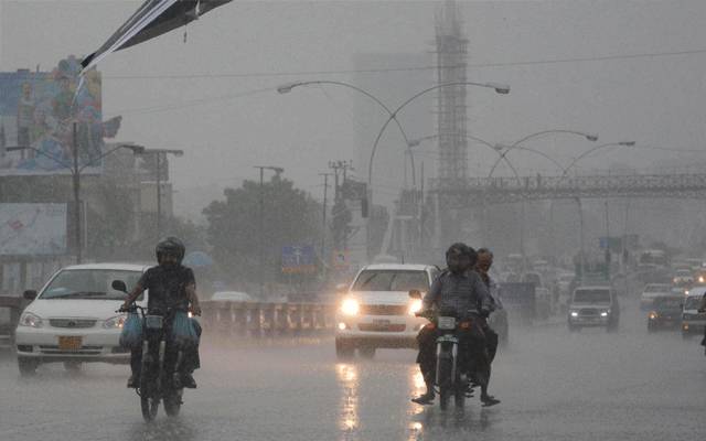 کراچی، موسم سرما، پہلی بارش، ریکارڈ توڑ دیا